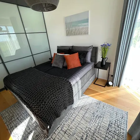 Apartment Tiiru Seaview With 50m2 Roof Terrace Parnu