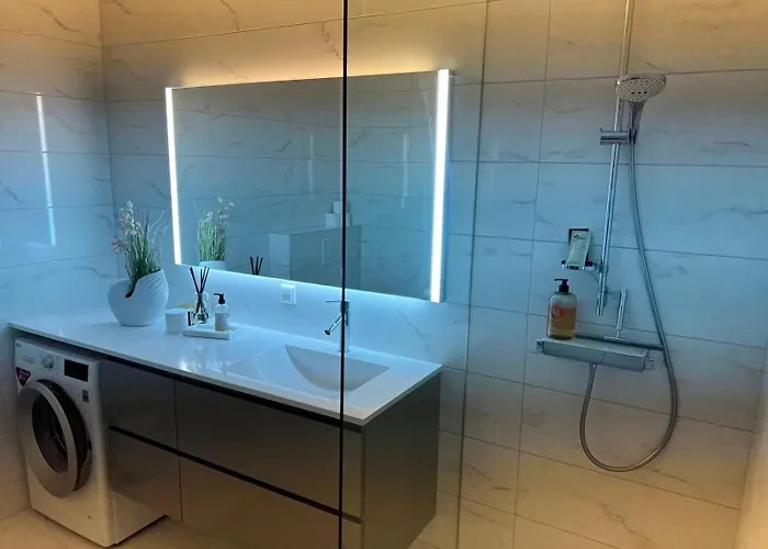 Appartamento Tiiru Seaview With 50m2 Roof Terrace Pärnu